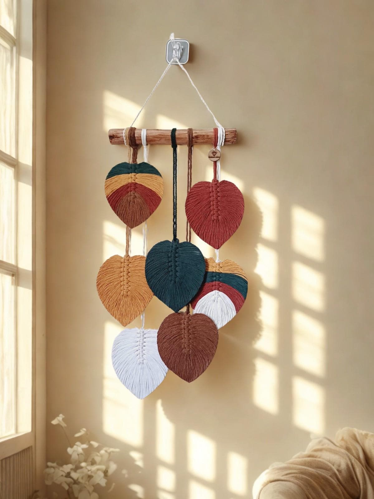 Suspension macramé artisanale avec feuilles en coton – fait main au Maroc
