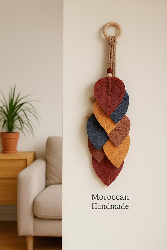Suspension murale macramé en jute, coton et bois – fait main au Maroc par Zaynah
